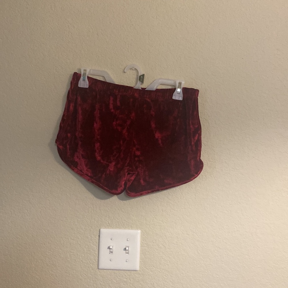Shorts - Picture 2 of 2